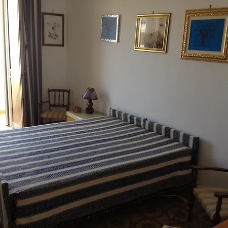 Torre S. Giovanni Apartment *