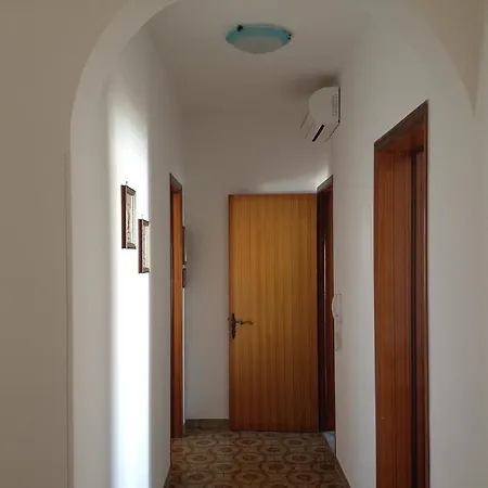 Torre S. Giovanni Apartment
